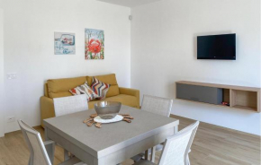 1 Bedroom Cozy Apartment In Marina Di Modica